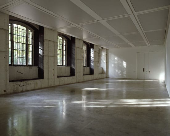 Cerith Wyn Evans — Décor, Cerith Wyn Evans,
                                            2006
                                           Courtesy of the artist and the ICA. Photo © Marcus Leith