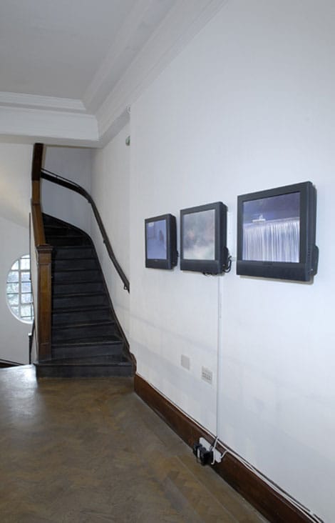 Roman Signer — 

Courtesy of the artist and Hauser & Wirth.


