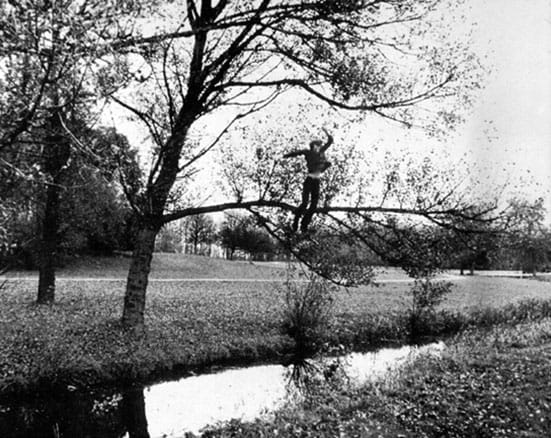 Bas Jan Ader Broken fall (Organic) 1971