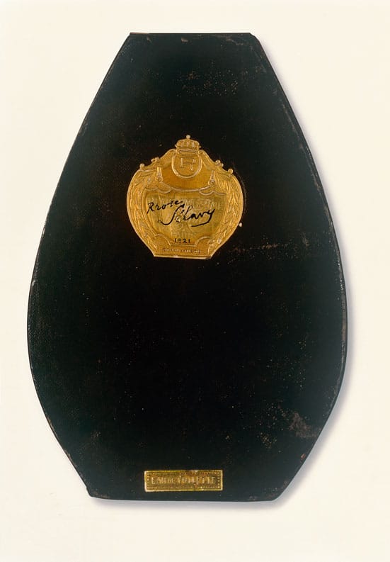 Marcel Duchamp Belle Haleine: Eau de Voilette (Beautiful Breath: Veil Water), 1921 Assisted readymade: Rigaud perfume bottle with label created by Marcel Duchamp and Man Ray in original box; inscribed on back of box: Rrose / Sélavy / 1921 Private collection © Succession Marcel Duchamp / VG Bild-Kunst, Bonn 2011 © Man Ray Trust, Paris / VG Bild-Kunst, Bonn 2011
