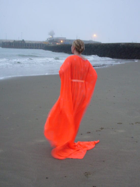 
Anita Wernström 
Venus (Flaming June), Folkestone performance 2011 
© Anita Wernström
